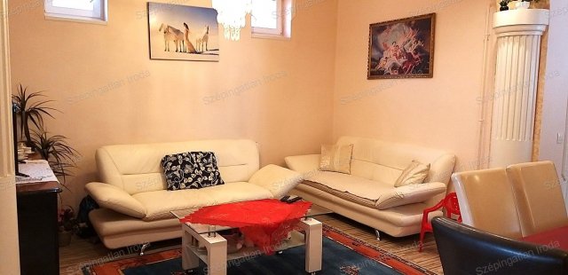 Eladó családi ház, Fertőszentmiklóson 75.4 M Ft, 4 szobás