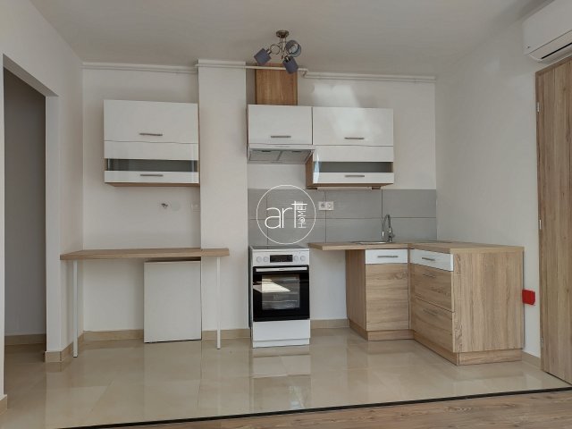 Kiadó téglalakás, albérlet, Szegeden 160 E Ft / hó, 1+1 szobás