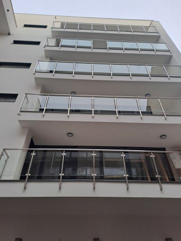 Eladó téglalakás, Debrecenben 131.9 M Ft, 3 szobás
