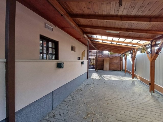 Eladó üzlethelyiség, Nyíregyházán 87.9 M Ft, 2 szobás