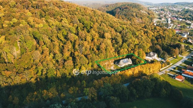 Eladó családi ház, Bakonybélben 144 M Ft, 4 szobás