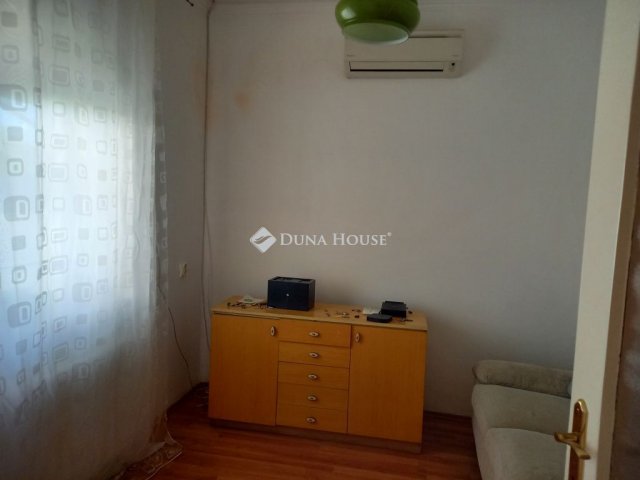 Eladó családi ház, Gyöngyösön 120 M Ft, 2+1 szobás