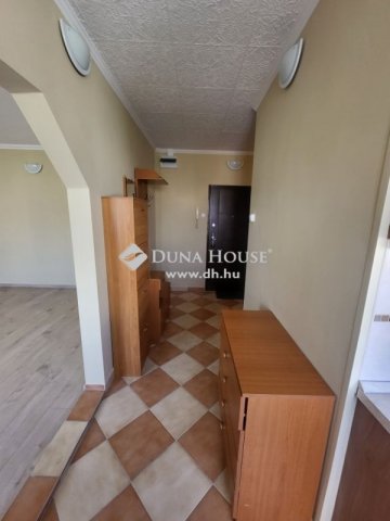 Kiadó panellakás, albérlet, Kistarcsán 200 E Ft / hó, 2 szobás