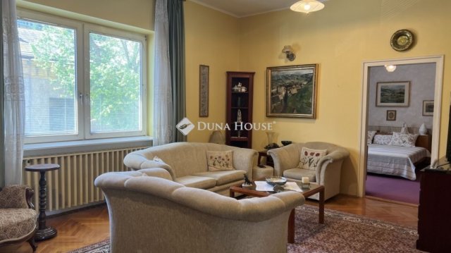 Eladó családi ház, Egerben 88 M Ft, 5 szobás