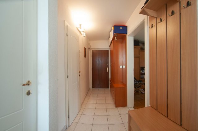 Eladó panellakás, Budapesten, III. kerületben 53.9 M Ft, 3 szobás