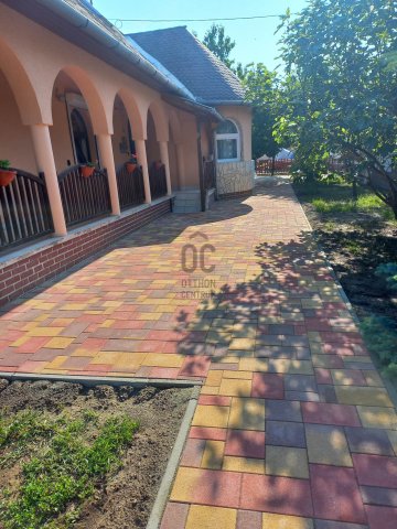Eladó családi ház, Kozármislenyen 95.9 M Ft, 7 szobás