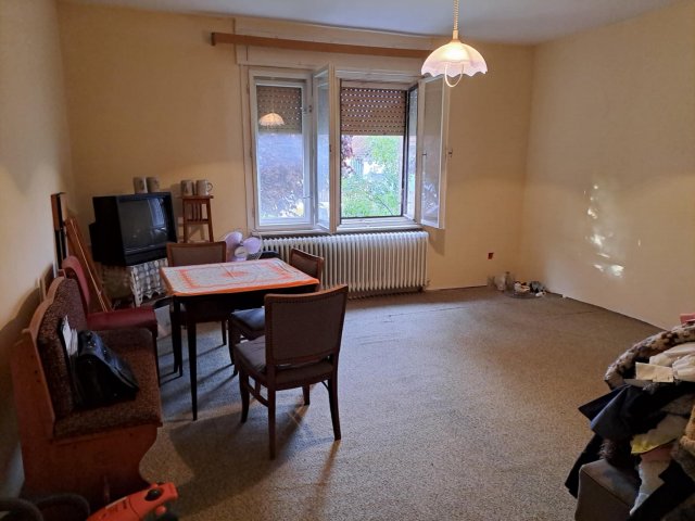 Eladó családi ház, Garán 20 M Ft, 3 szobás