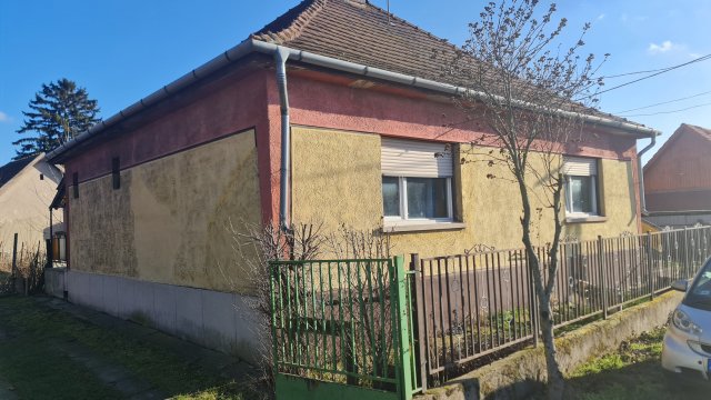 Eladó családi ház, Dunavecsén, Alkony utcában 21 M Ft, 3 szobás