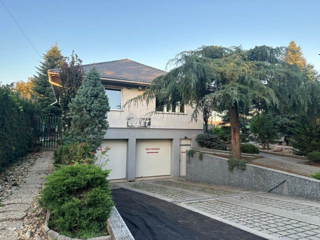 Eladó ikerház, Budapesten, XVIII. kerületben 150 M Ft, 3 szobás