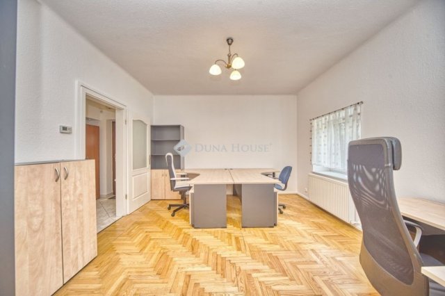Kiadó iroda, Budapesten, XI. kerületben 400 E Ft / hó, 2 szobás