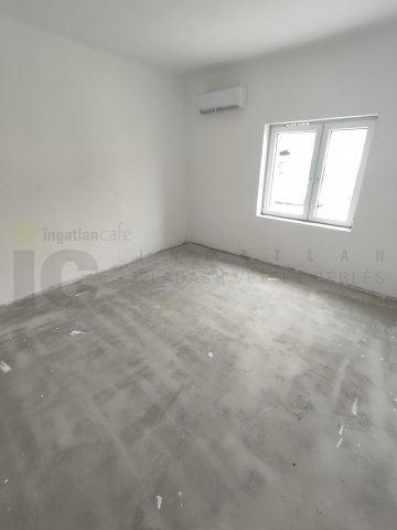 Eladó családi ház, Kisteleken 35 M Ft, 4+1 szobás