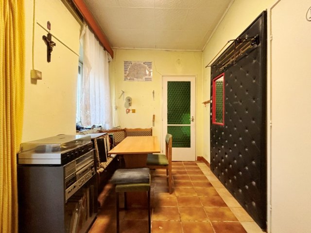 Eladó családi ház, Szokolyán 31.9 M Ft, 3 szobás