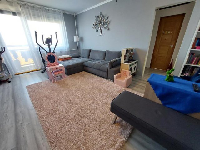 Eladó panellakás, Budapesten, XV. kerületben 63 M Ft, 2+1 szobás