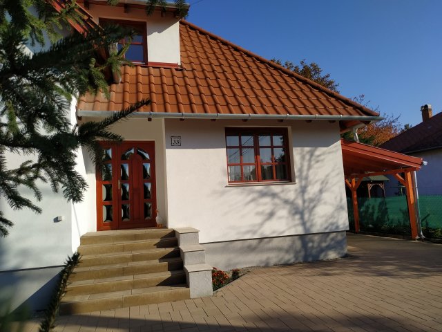 Kiadó családi ház, albérlet, Szigetszentmiklóson, Széna utcában