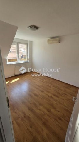 Kiadó családi ház, albérlet, Debrecenben 500 E Ft / hó