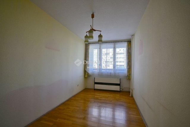 Eladó téglalakás, Budapesten, VIII. kerületben 54 M Ft, 2 szobás