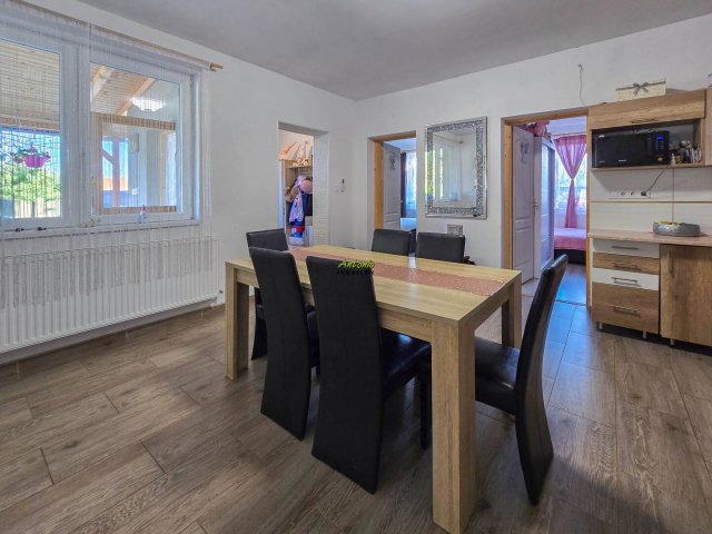 Eladó családi ház, Egyházasfaluban 42 M Ft, 2 szobás
