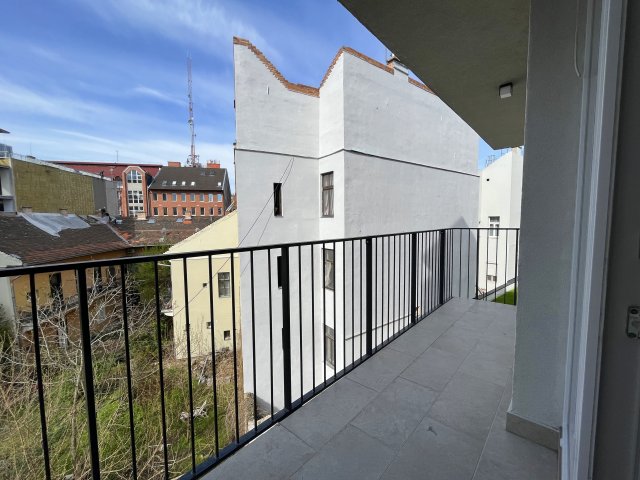 Eladó téglalakás, Budapesten, VIII. kerületben 92.9 M Ft