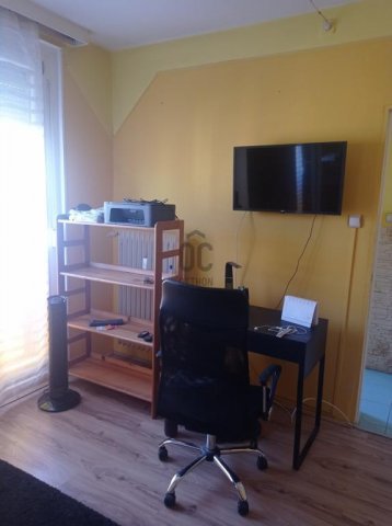 Eladó panellakás, Pécsett 53 M Ft, 2 szobás