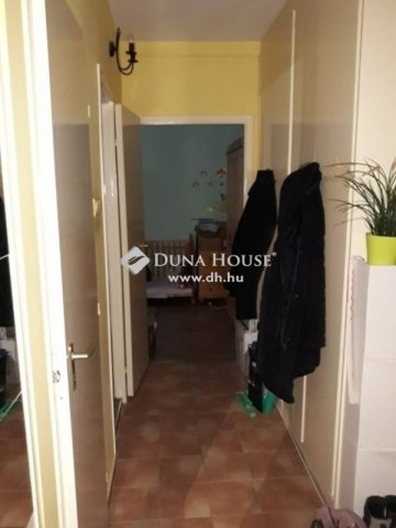 Eladó téglalakás, Budapesten, XXI. kerületben 63 M Ft, 2 szobás