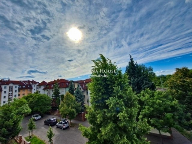 Eladó téglalakás, Budapesten, XIV. kerületben 78.9 M Ft