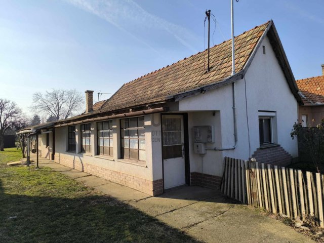 Eladó családi ház, Hajdúböszörményen 19.9 M Ft, 3 szobás