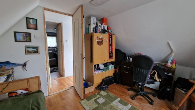 Eladó családi ház, Szigetmonostorban 0.065 M Ft, 1+2 szobás