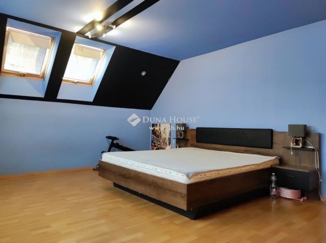 Eladó családi ház, Gyömrőn 109.5 M Ft, 5 szobás