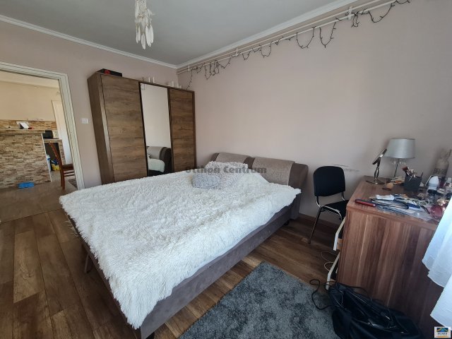 Eladó családi ház, Debrecenben 59.9 M Ft, 4 szobás