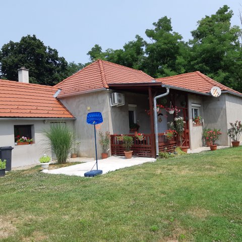 Eladó családi ház, Győrszemerén 38.99 M Ft, 2 szobás