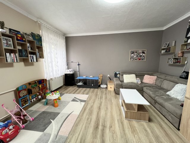 Eladó téglalakás, Zalaegerszegen 37.8 M Ft, 2 szobás