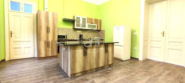 Kiadó iroda, Szegeden 250 E Ft / hó / költözzbe.hu