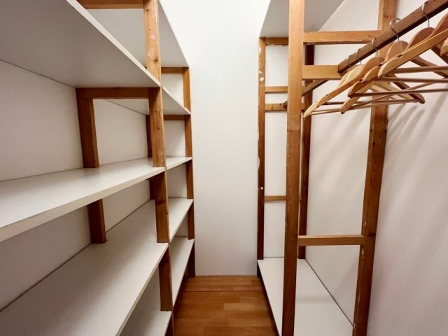 Kiadó téglalakás, albérlet, Pécsett 250 E Ft / hó, 3 szobás