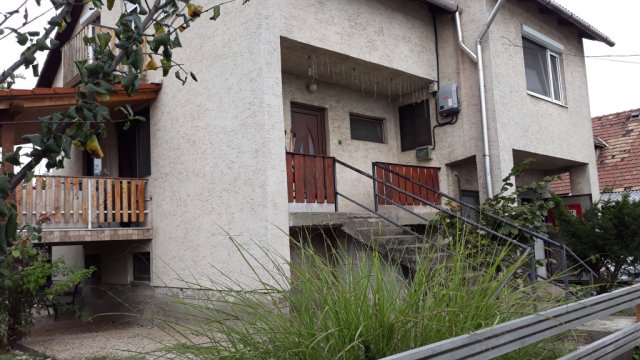 Eladó családi ház, Pusztaszabolcson, Béke utcában 58.9 M Ft