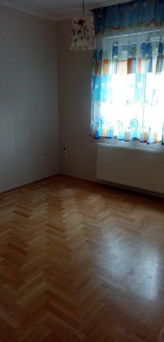 Kiadó téglalakás, albérlet, II. kerületben, Bogár utcában