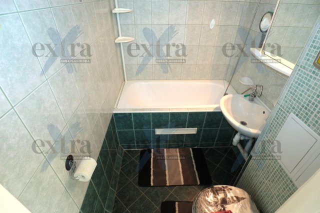 Kiadó panellakás, albérlet, Szegeden 145 E Ft / hó, 2 szobás