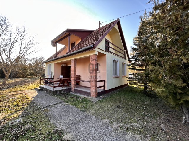 Eladó családi ház, Tápiószentmártonon 19.9 M Ft, 3 szobás