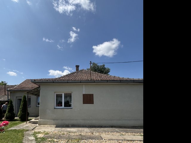 Eladó családi ház, Tiszavasváriban 15.99 M Ft, 3 szobás