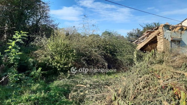 Eladó telek, Szabadszentkirályon 5.5 M Ft / költözzbe.hu