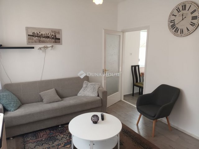 Kiadó családi ház, albérlet, Nagycsécsen 250 E Ft / hó