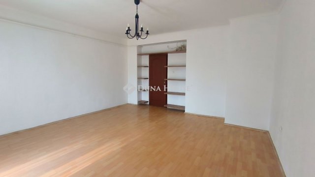 Eladó téglalakás, Budapesten, XXI. kerületben 40.5 M Ft