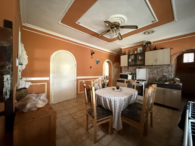 Eladó családi ház, Mezőberényben 12.5 M Ft, 4 szobás