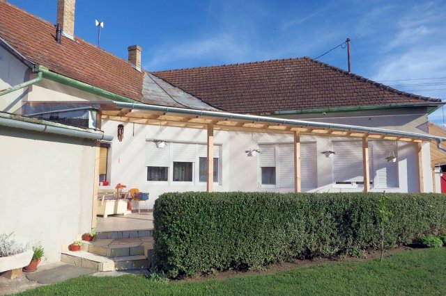 Eladó családi ház, Hercegszántón 32 M Ft, 4 szobás