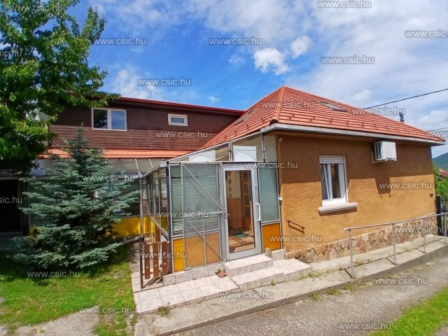 Eladó családi ház, Pilisvörösváron 84.5 M Ft, 3 szobás