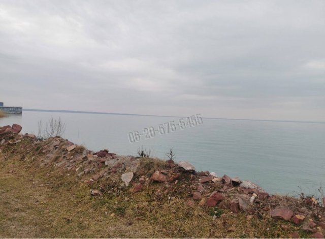 Eladó telek, Balatonkenesén 6500 M Ft / költözzbe.hu