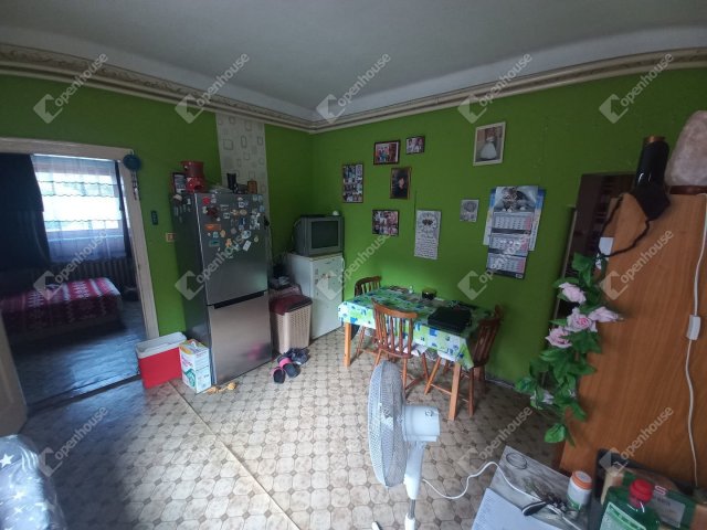 Eladó családi ház, Dombóváron 22 M Ft, 3 szobás