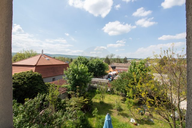 Eladó családi ház, Tatabányán 34.99 M Ft, 3 szobás