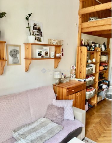 Kiadó téglalakás, albérlet, Budapesten, VI. kerületben