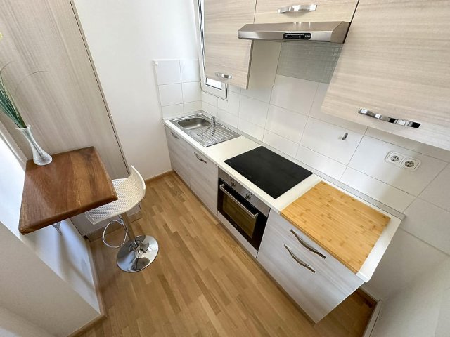 Kiadó téglalakás, albérlet, Budapesten, V. kerületben, 2 szobás