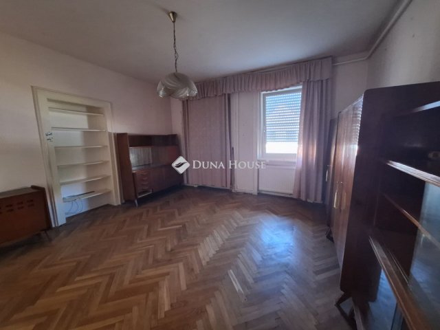 Eladó családi ház, Ikerváron 52 M Ft, 3 szobás